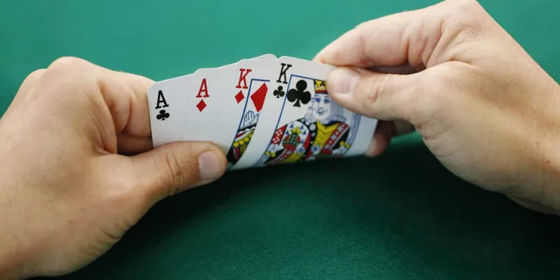 Làm chủ các kỹ năng đánh bài poker chuyên nghiệp